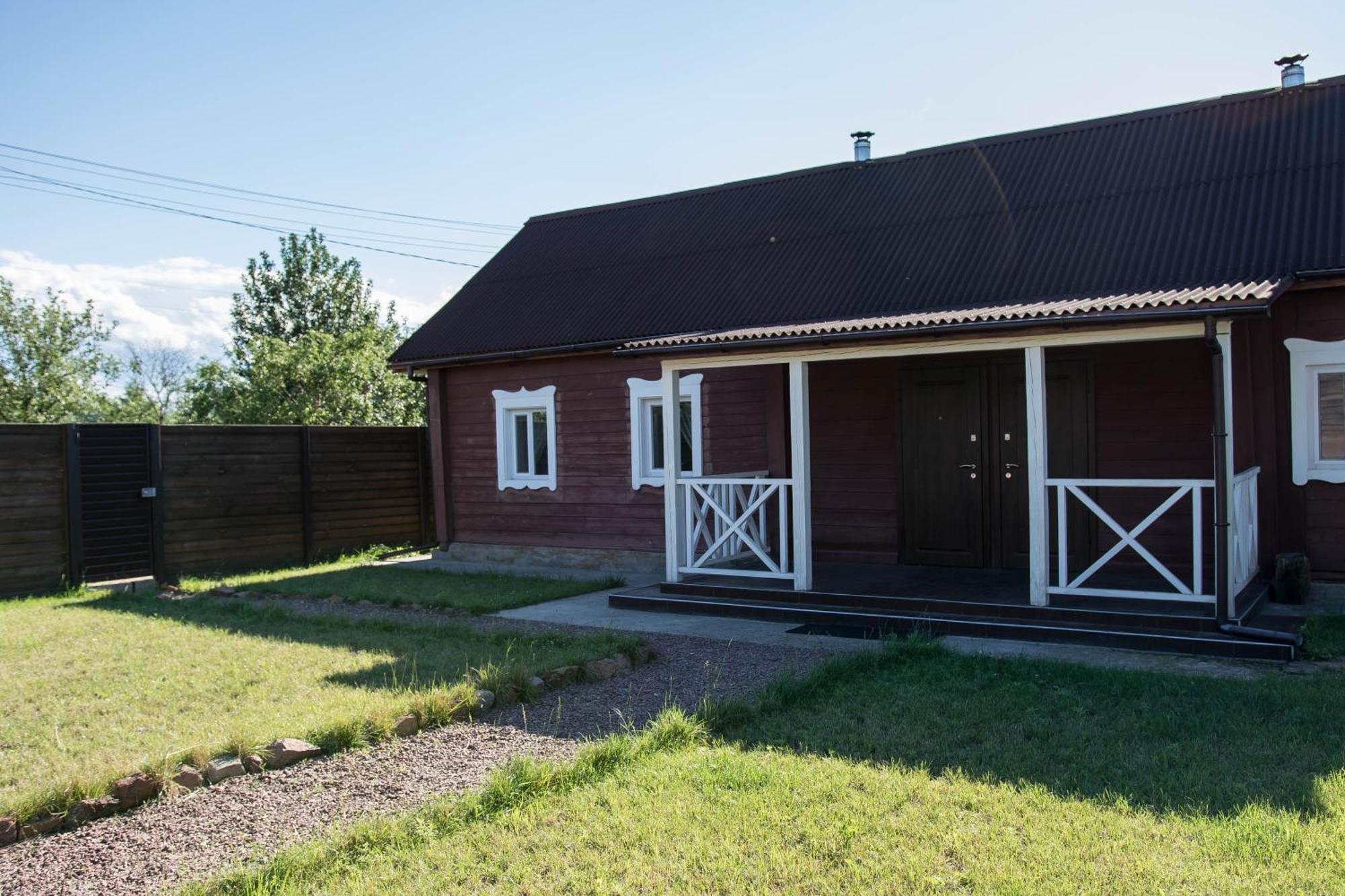 Hotel "Дальний Кордон" Moshchanytsya Exteriér fotografie